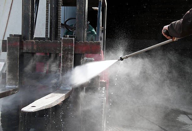 Best Playground Equipment Cleaning  in Nett, MO